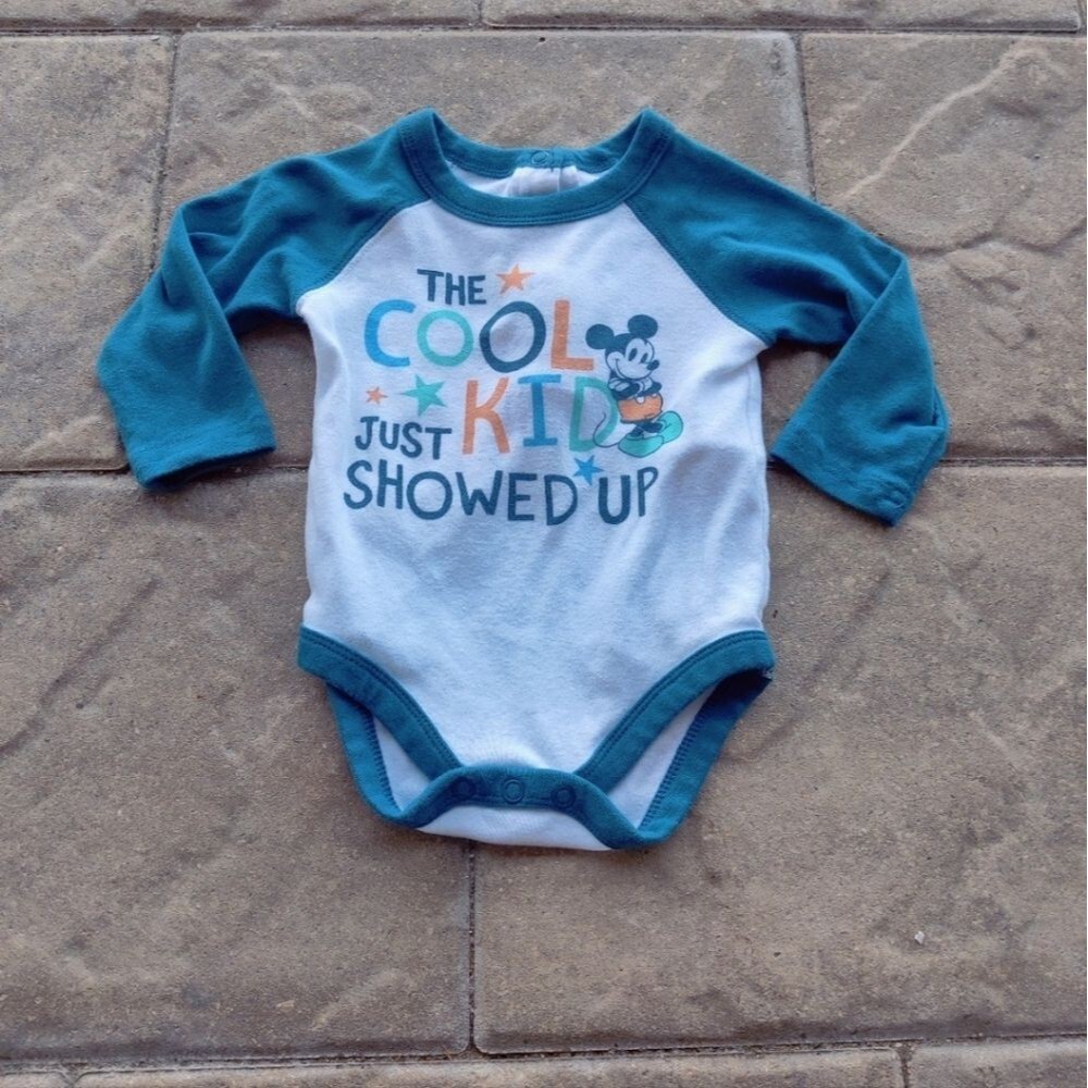 Disney baby onesie size 3-6 months